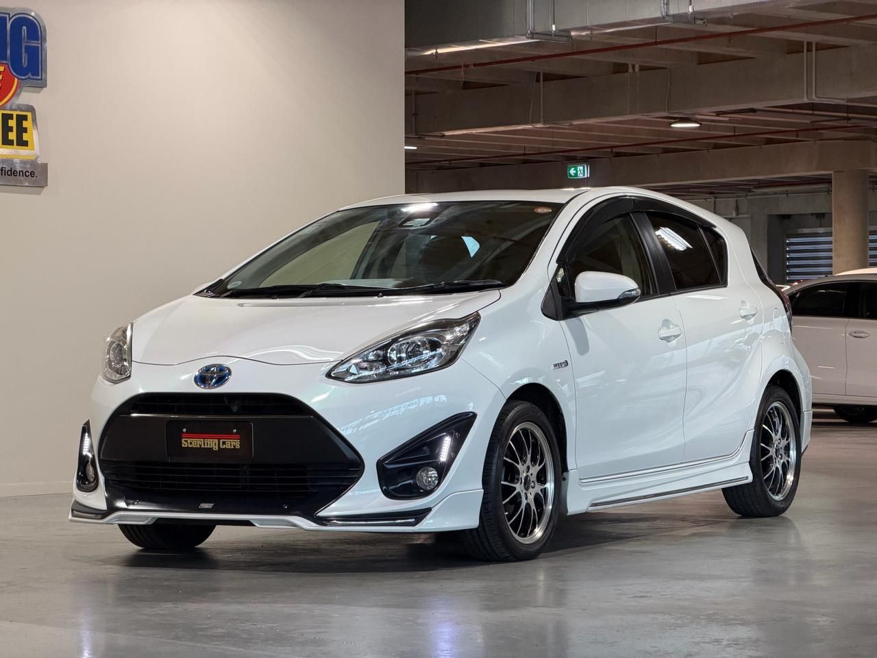 Vehicle image 3