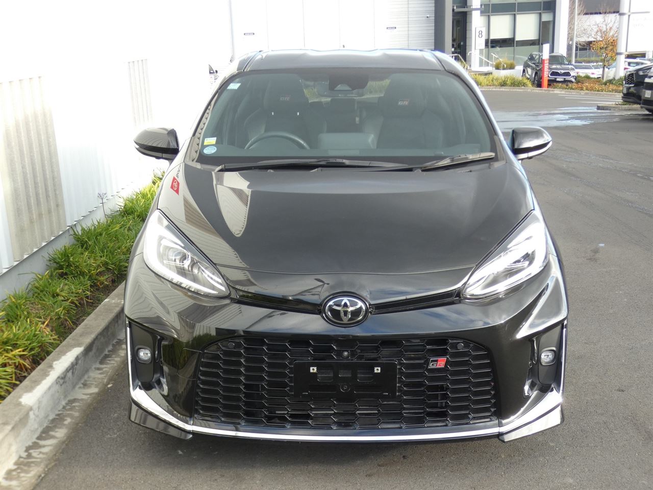 Vehicle image 3