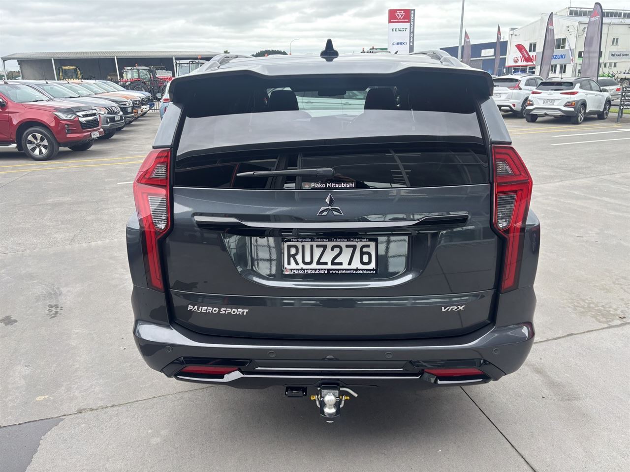 Vehicle image 4