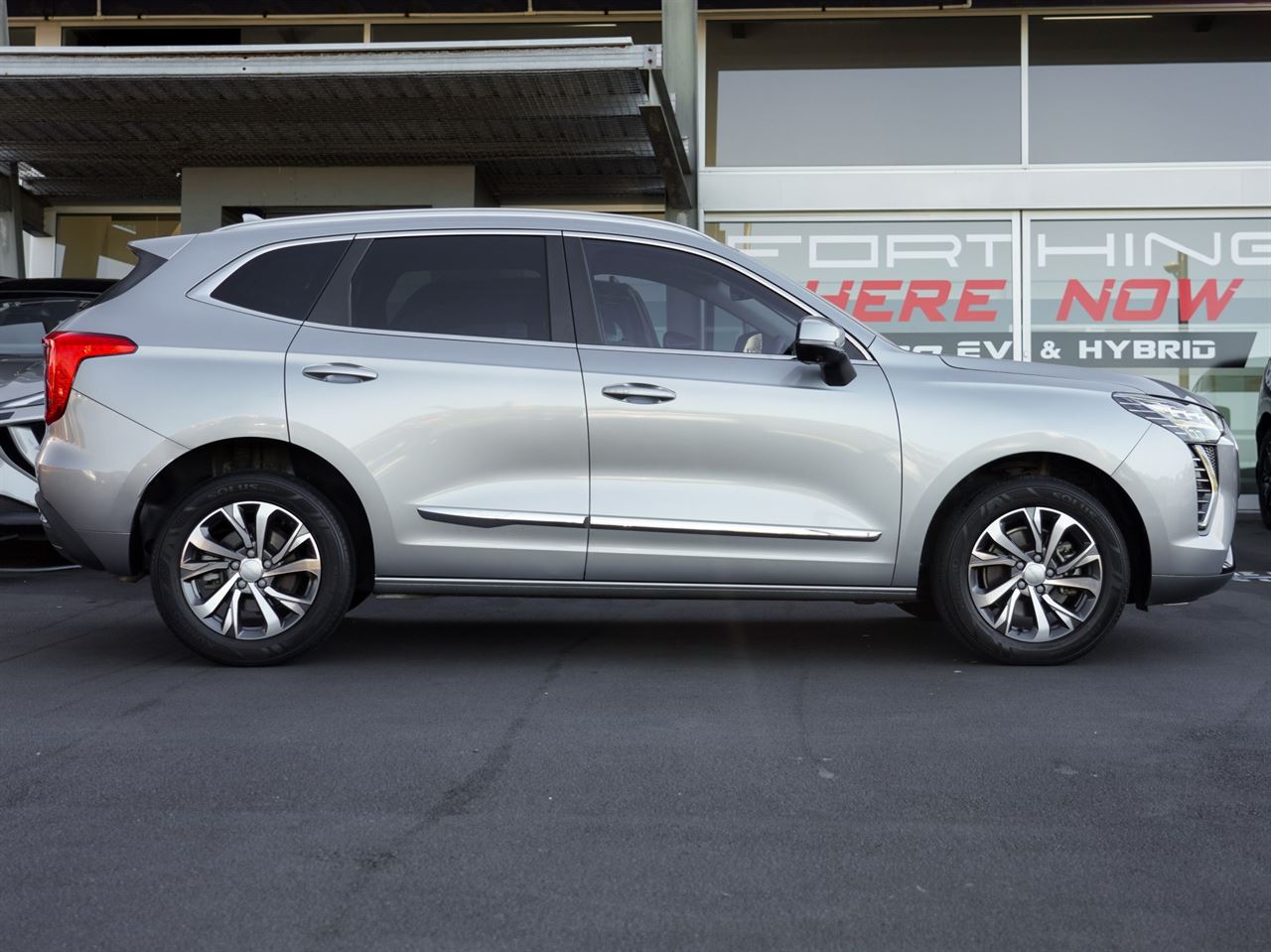 Vehicle image 2
