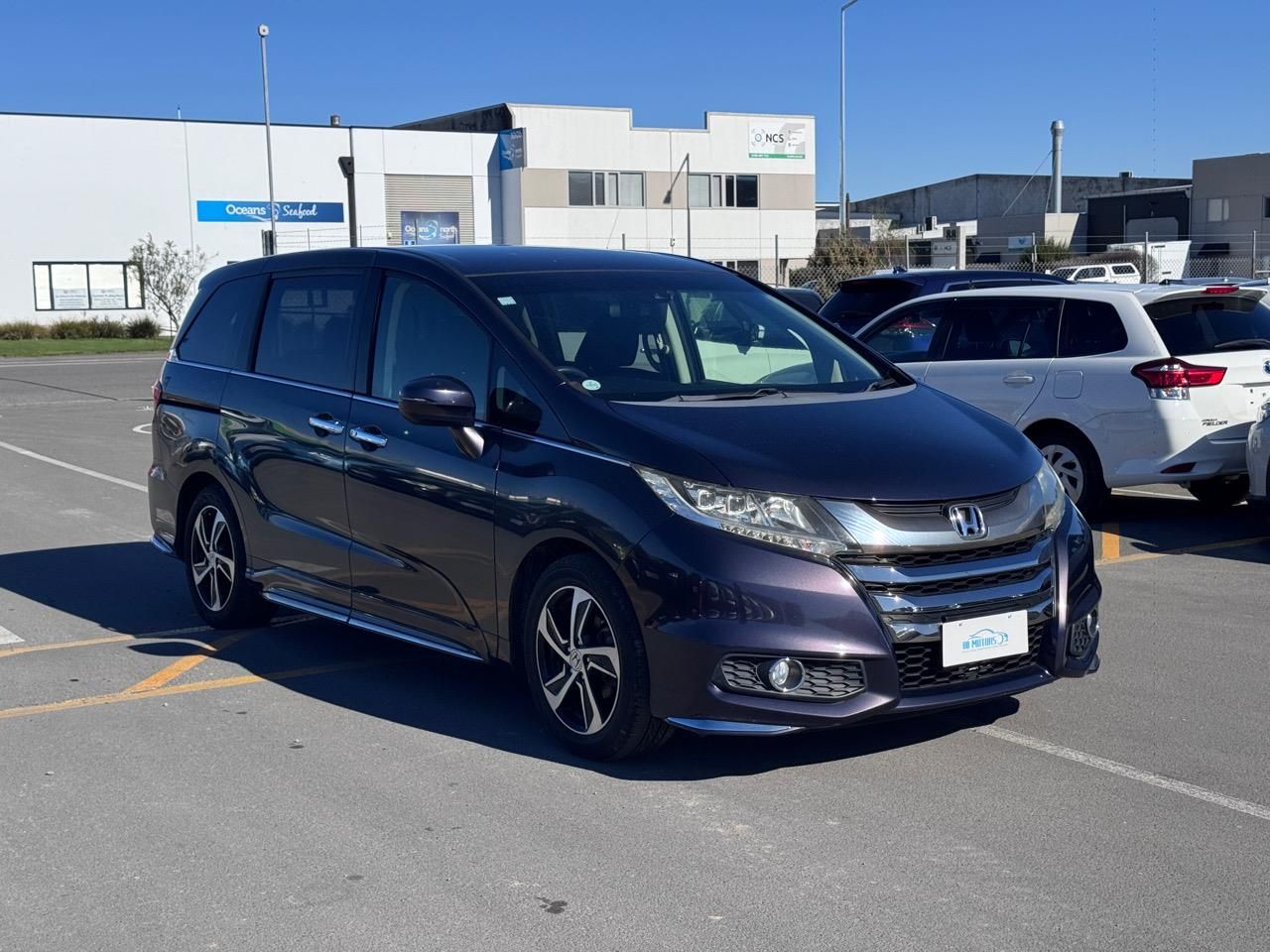 Vehicle image 3