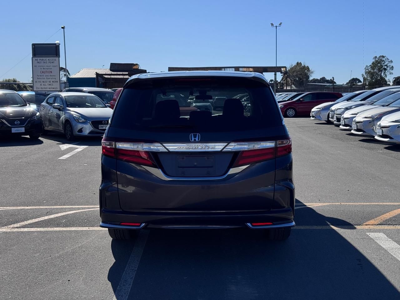 Vehicle image 5