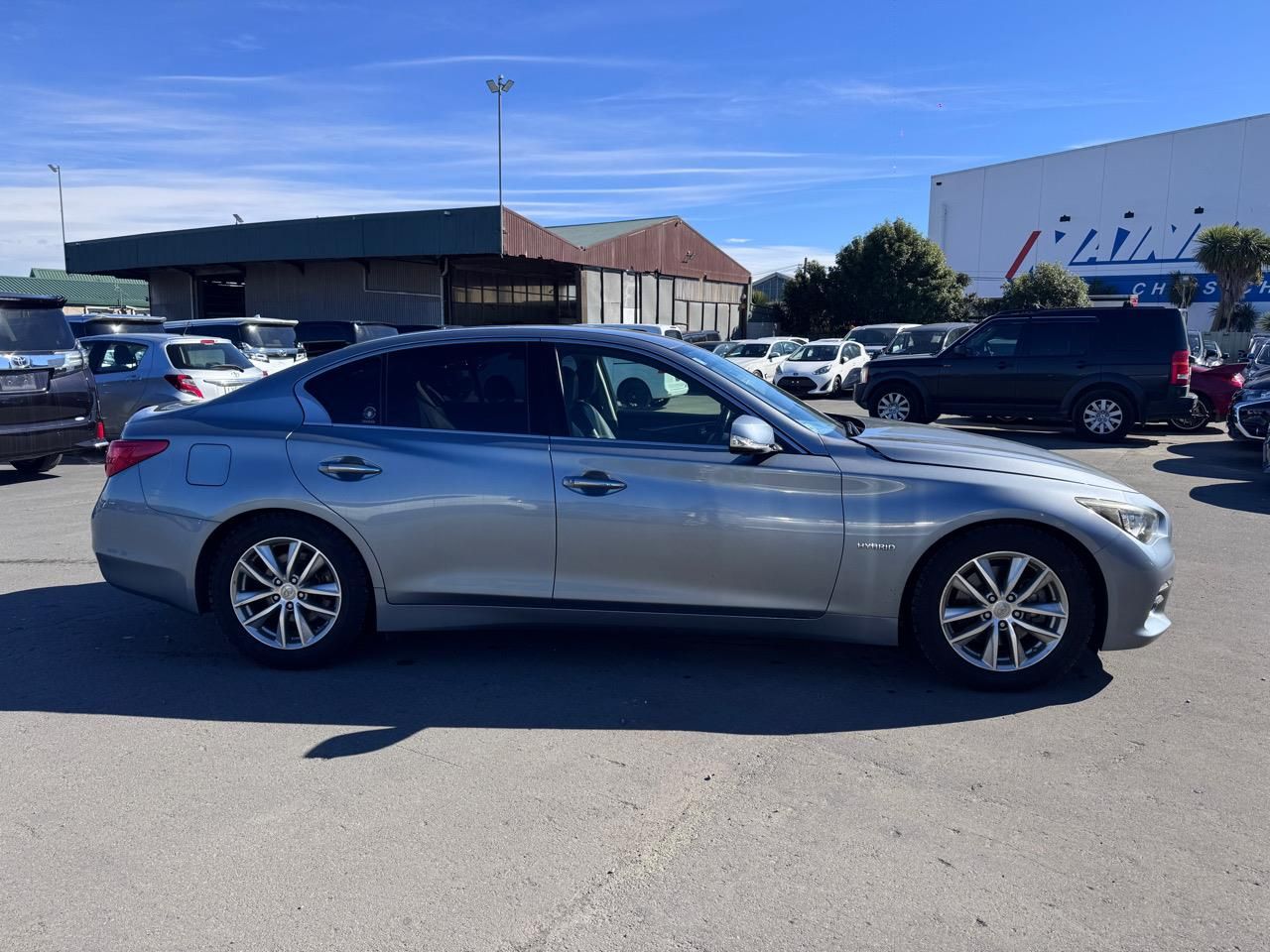 Vehicle image 4