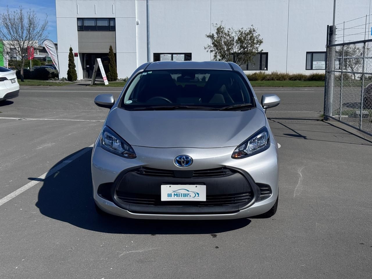 Vehicle image 2
