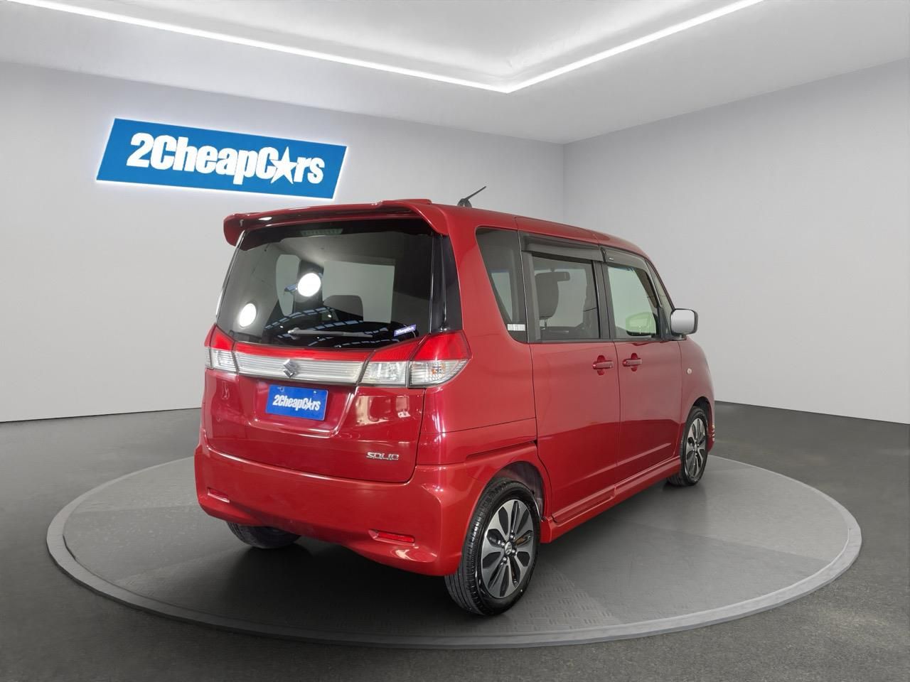 Vehicle image 5