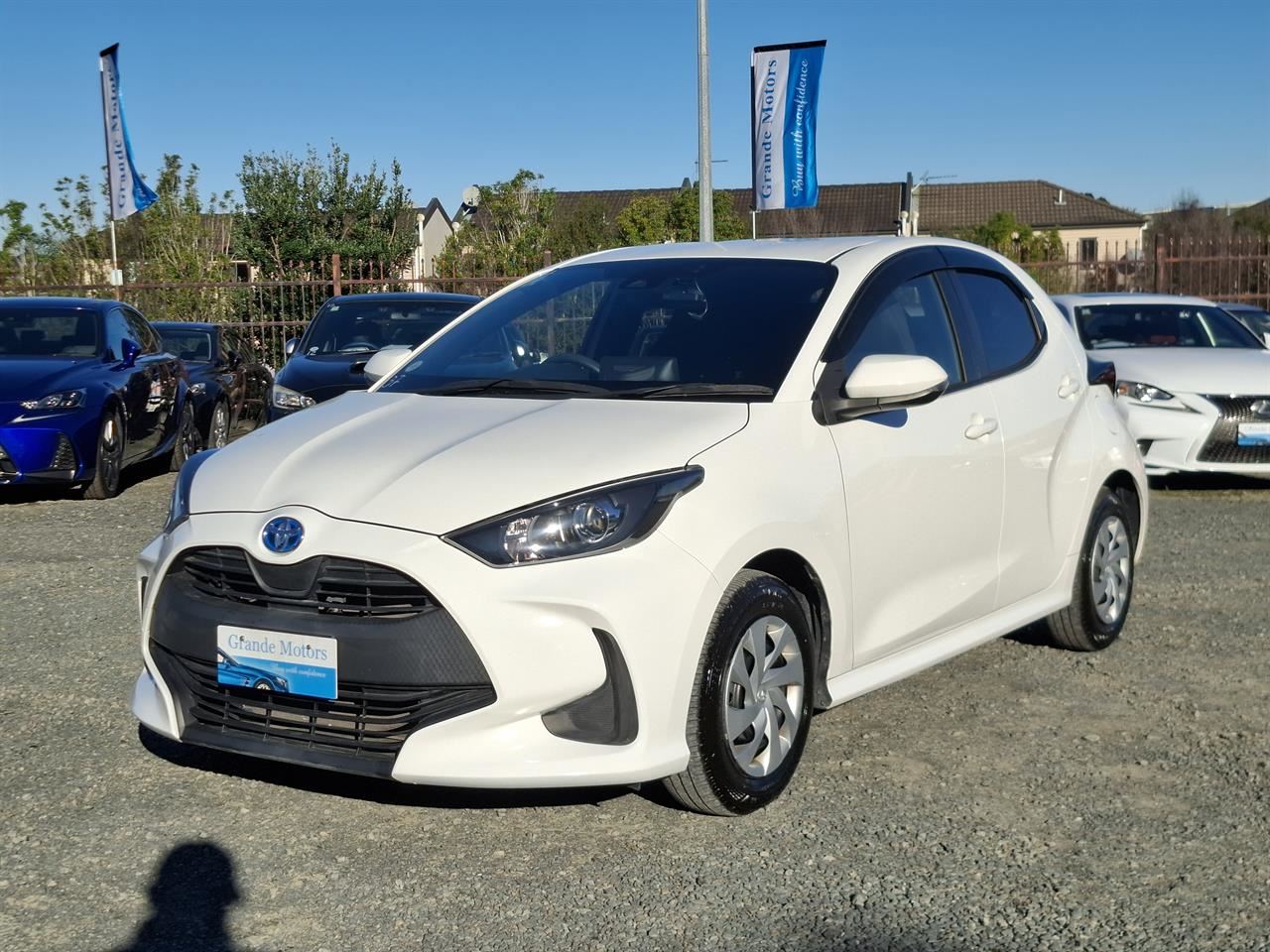 Vehicle image 3