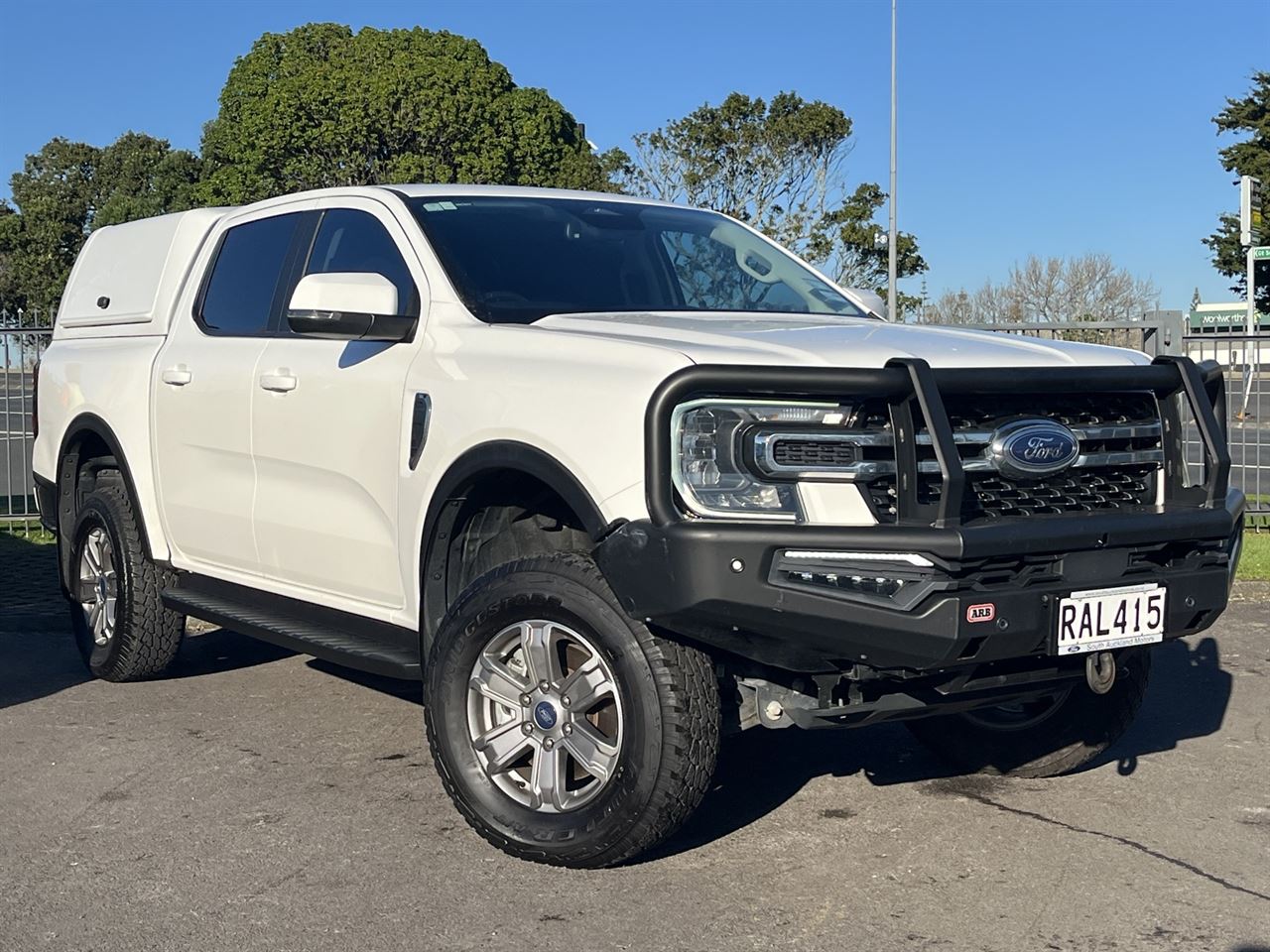 Vehicle image 3