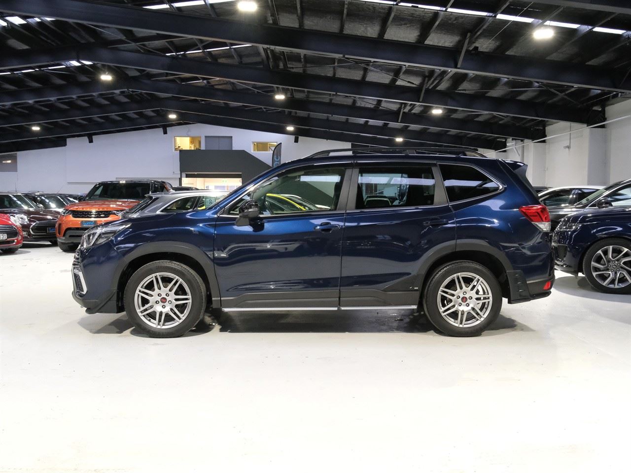 Vehicle image 5