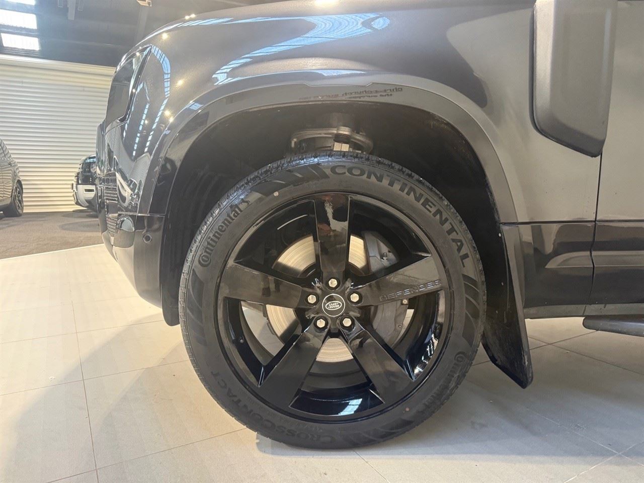 Vehicle image 5