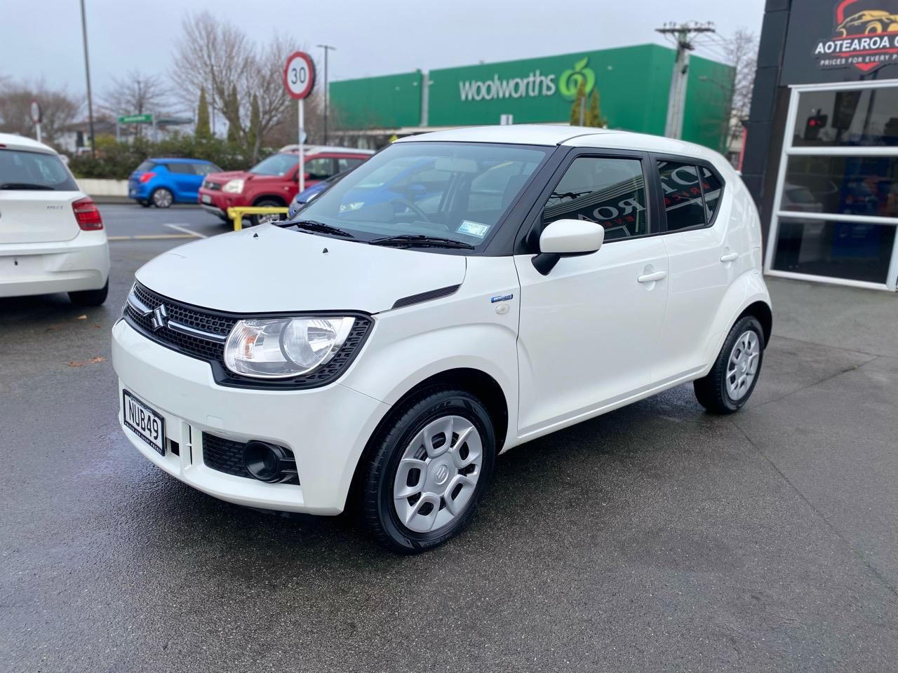 Vehicle image 3