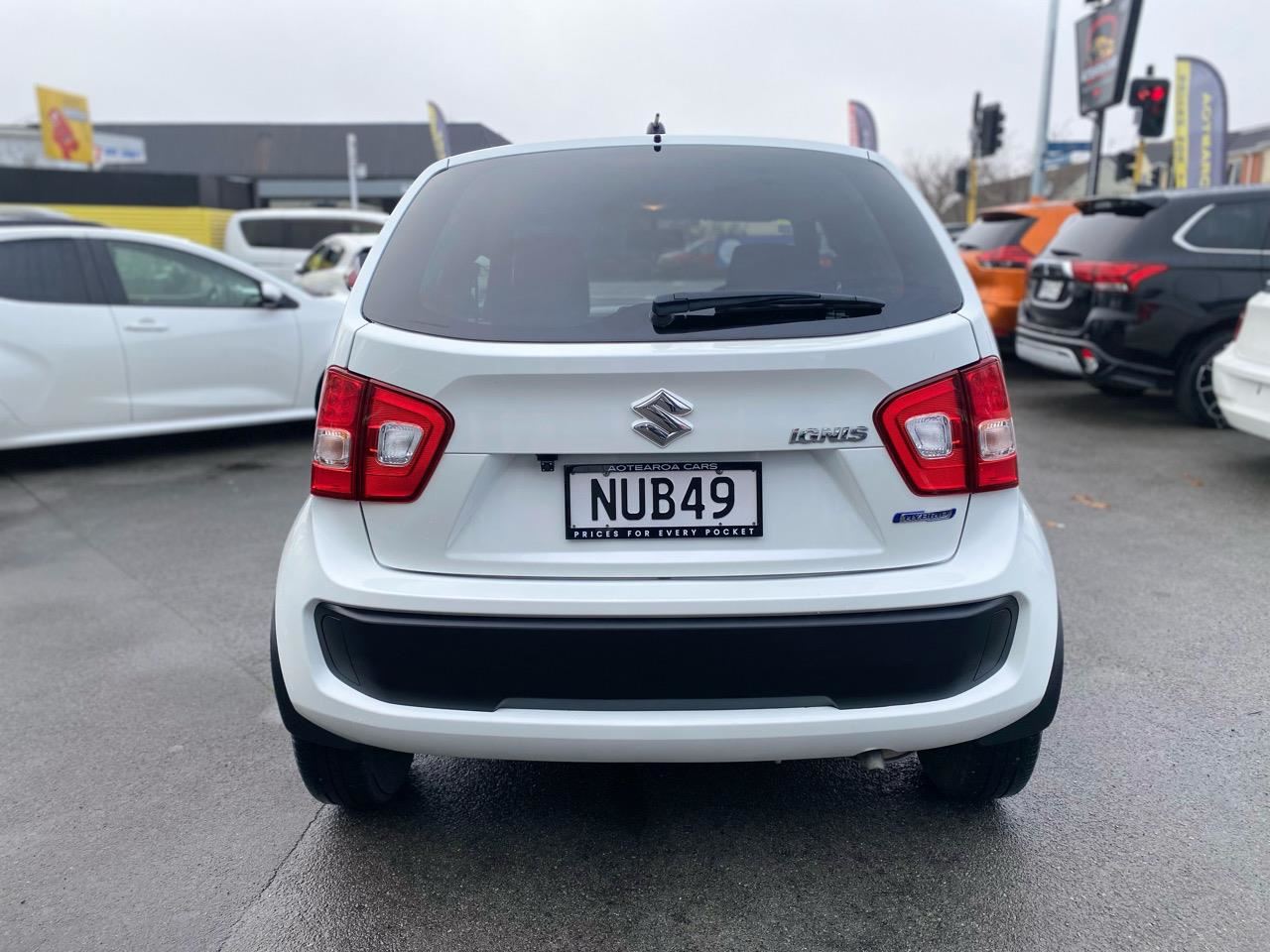 Vehicle image 5