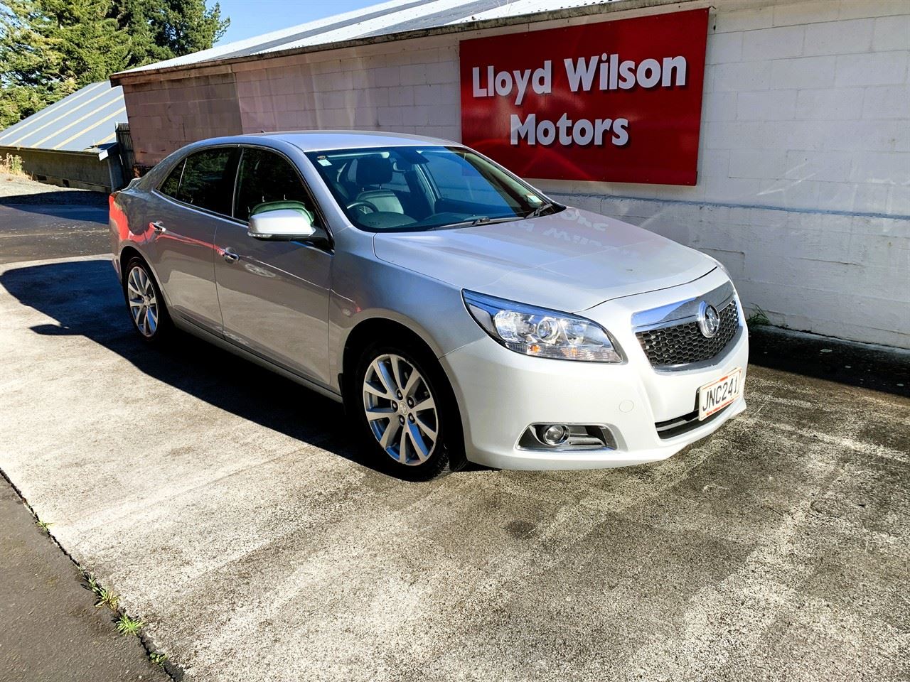 Vehicle image 1