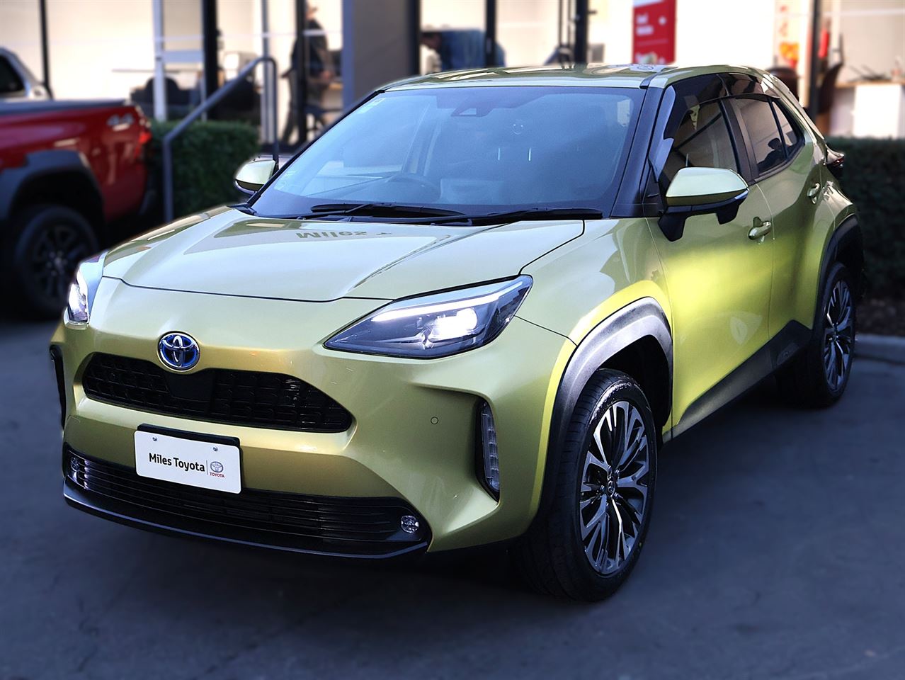 Vehicle image 3