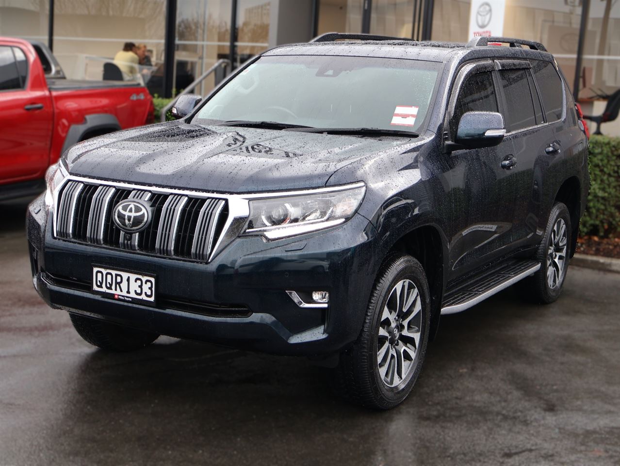 Vehicle image 3