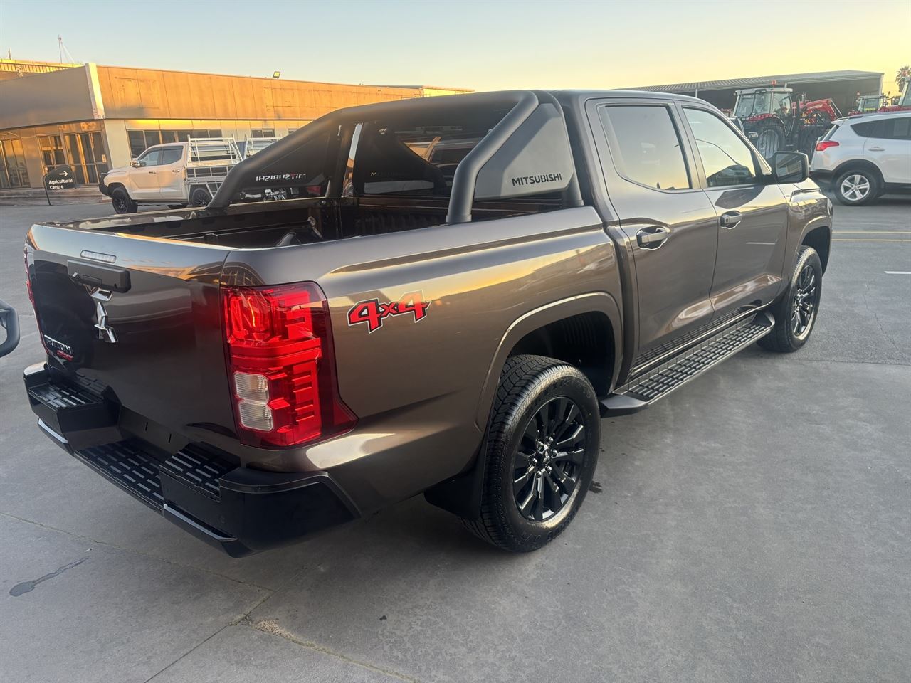 Vehicle image 3
