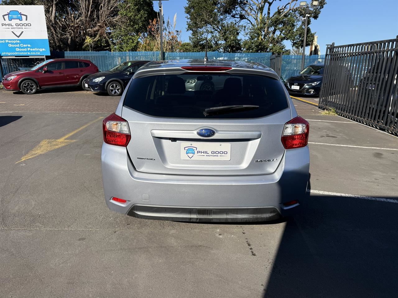 Vehicle image 5