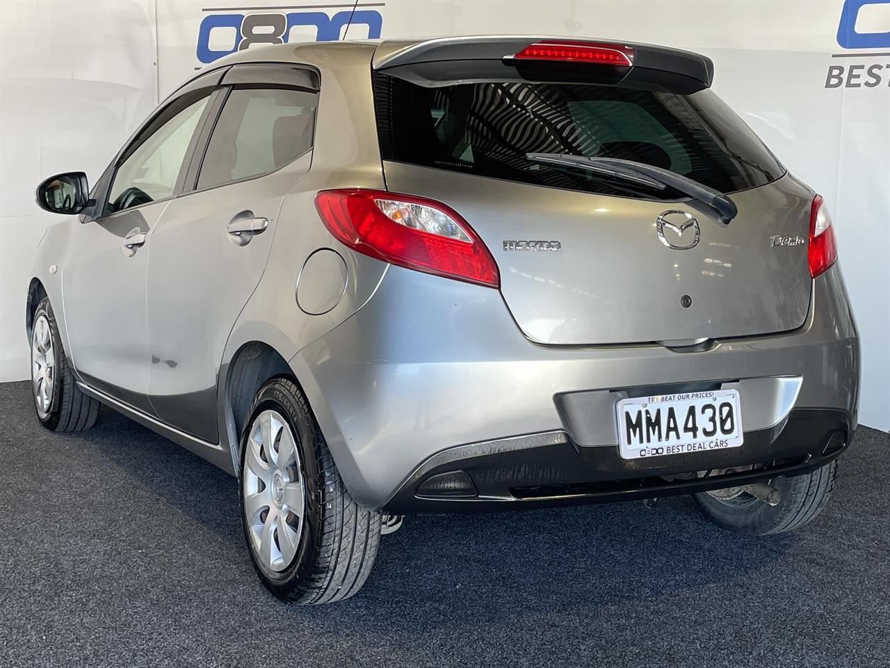 Vehicle image 4