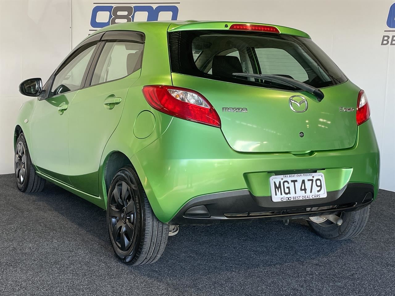 Vehicle image 4