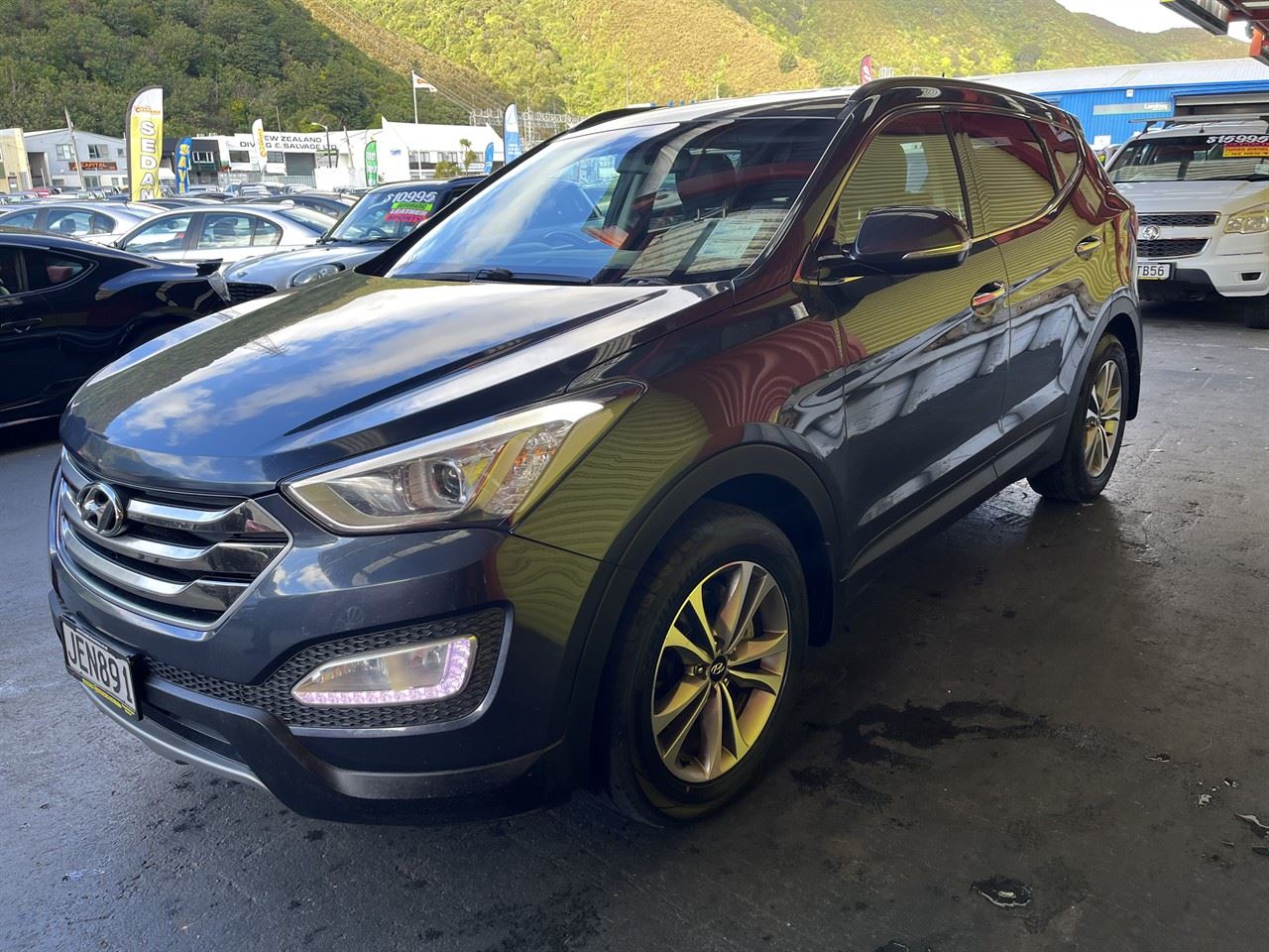 Vehicle image 3