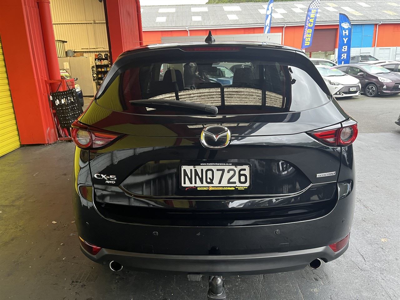 Vehicle image 5