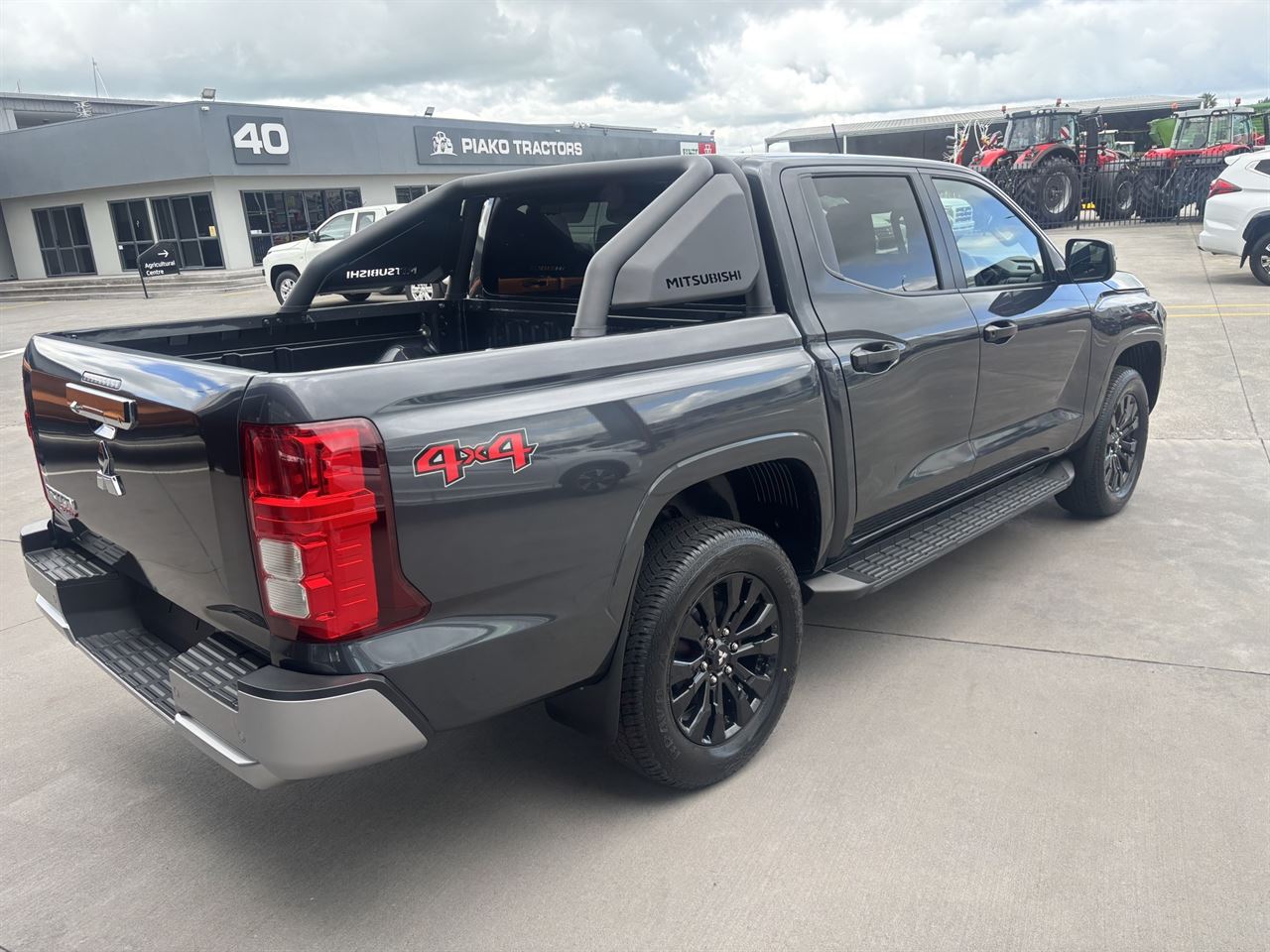 Vehicle image 3