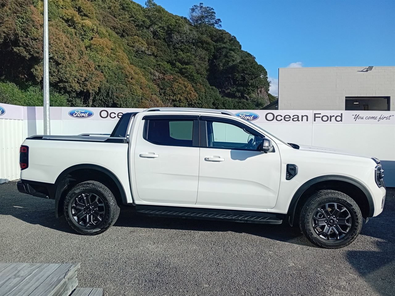 Vehicle image 2