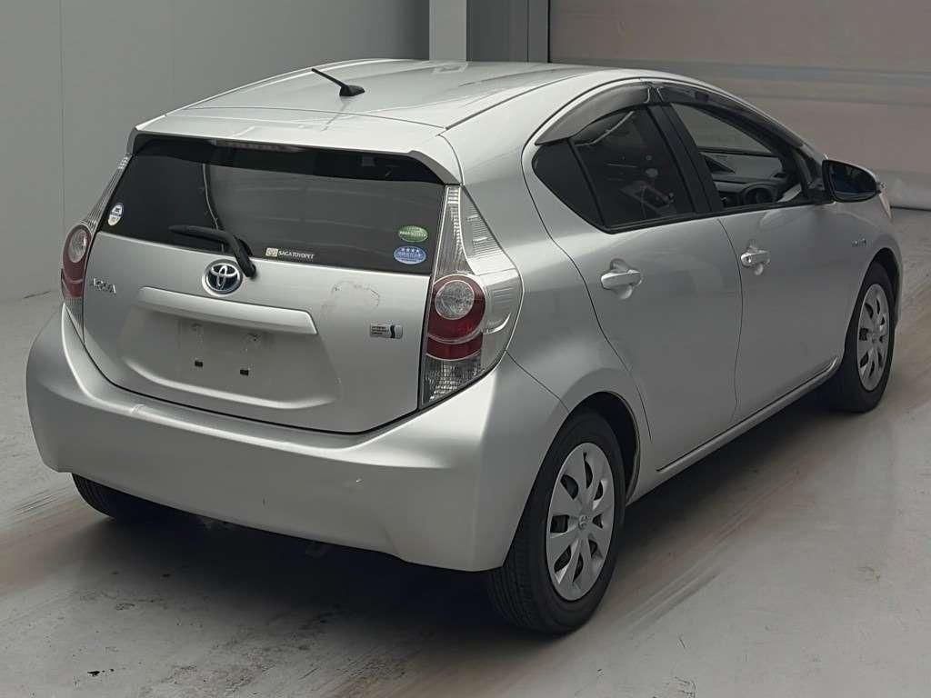 Vehicle image 2