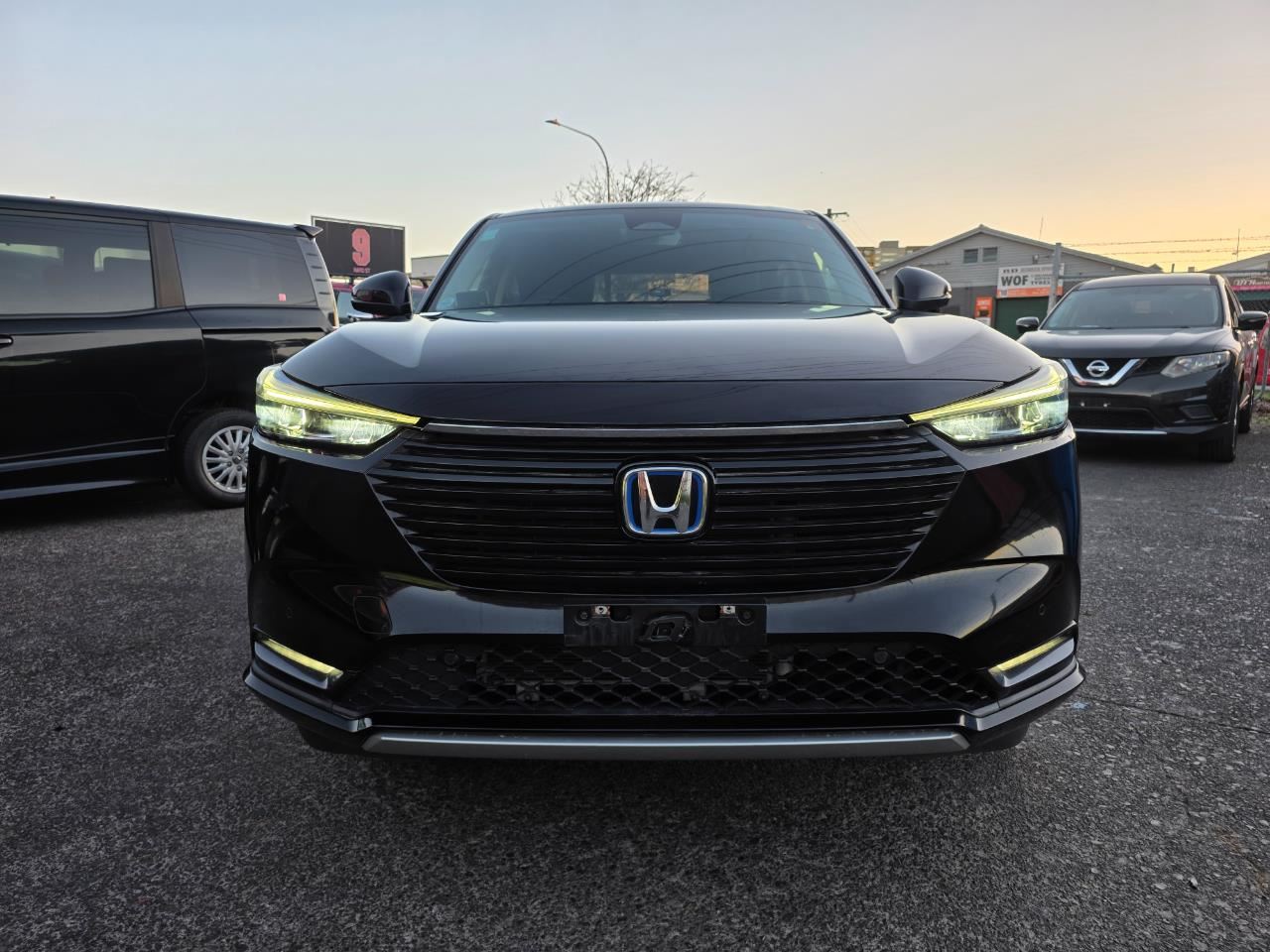 Vehicle image 3