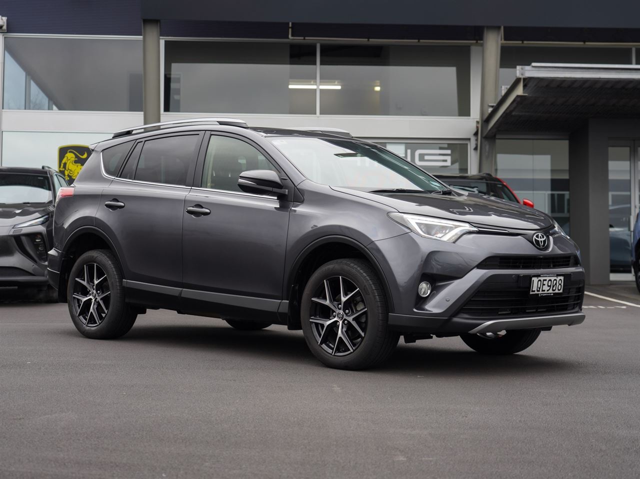 Vehicle image 2