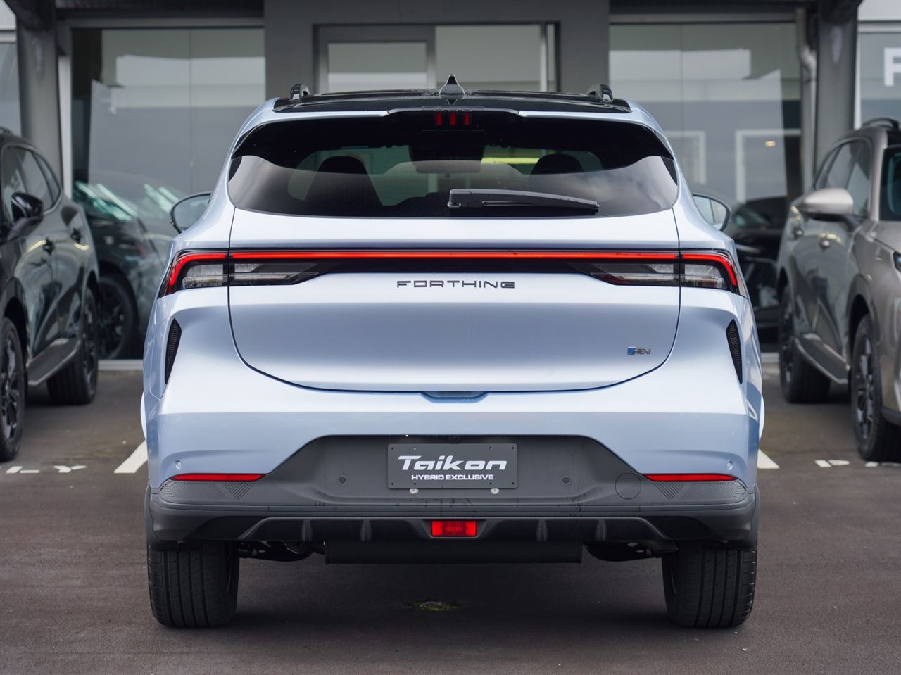 Vehicle image 5