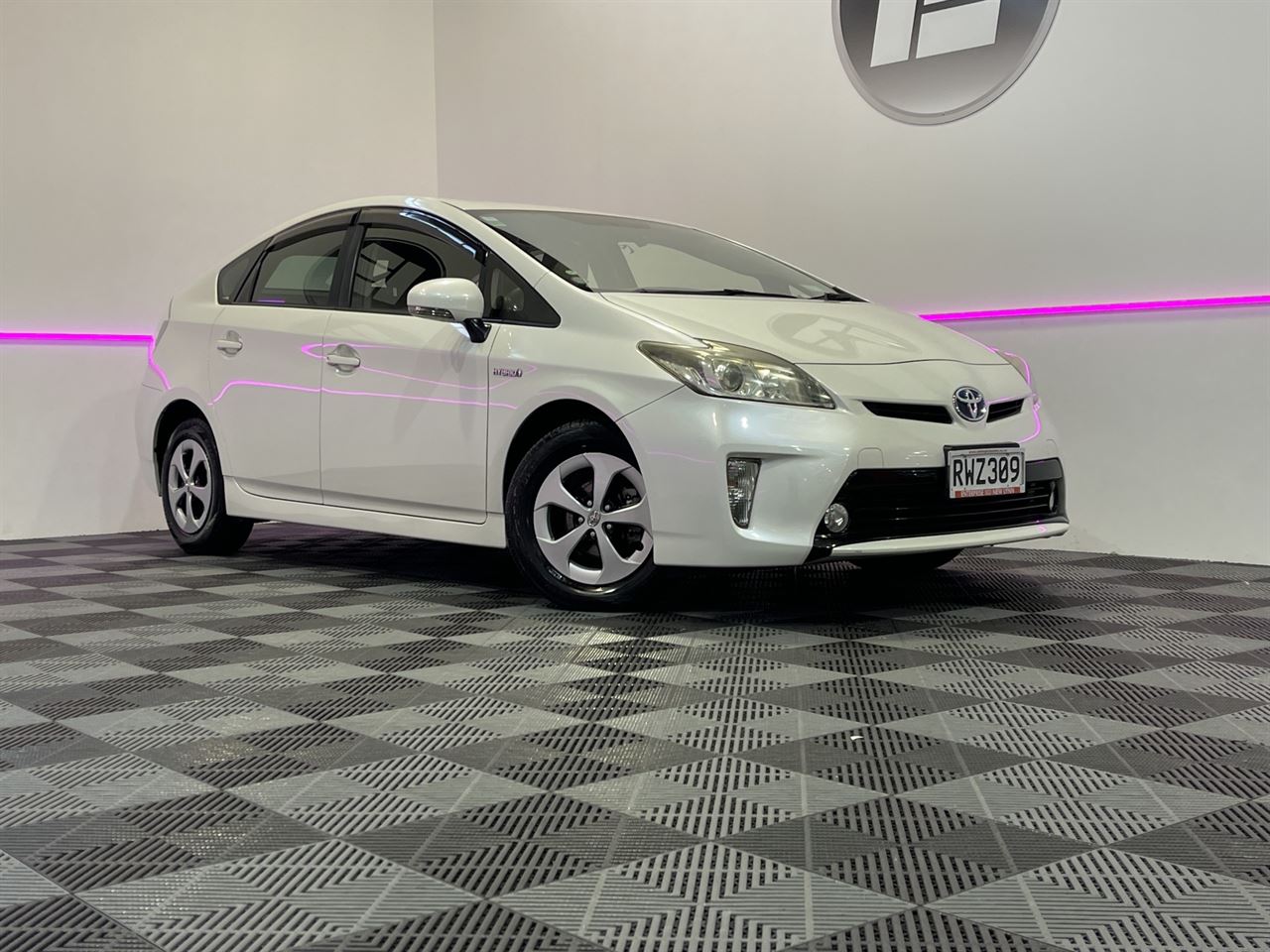 Vehicle image 1