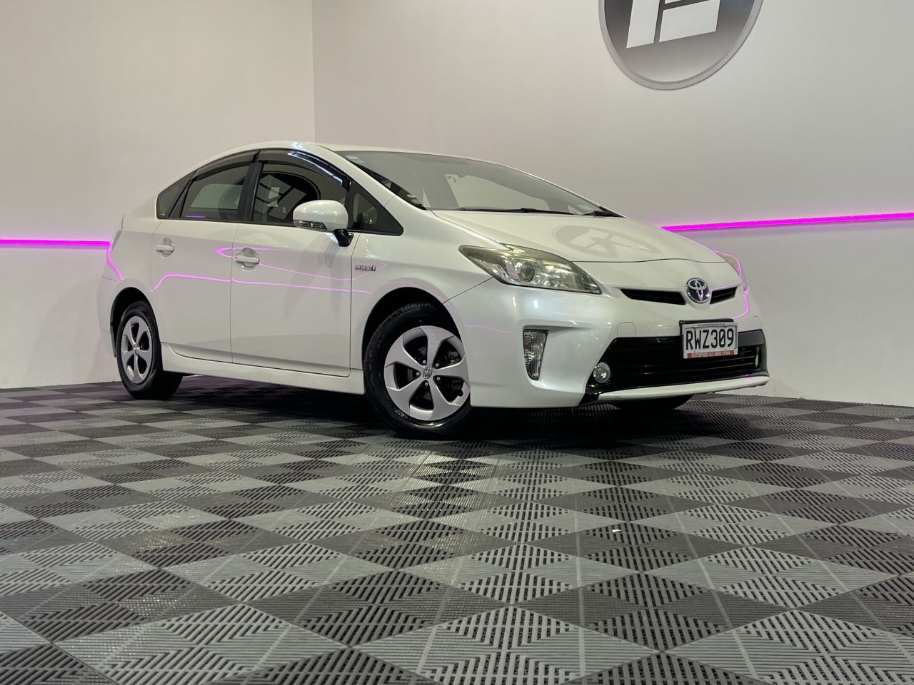Vehicle image 1