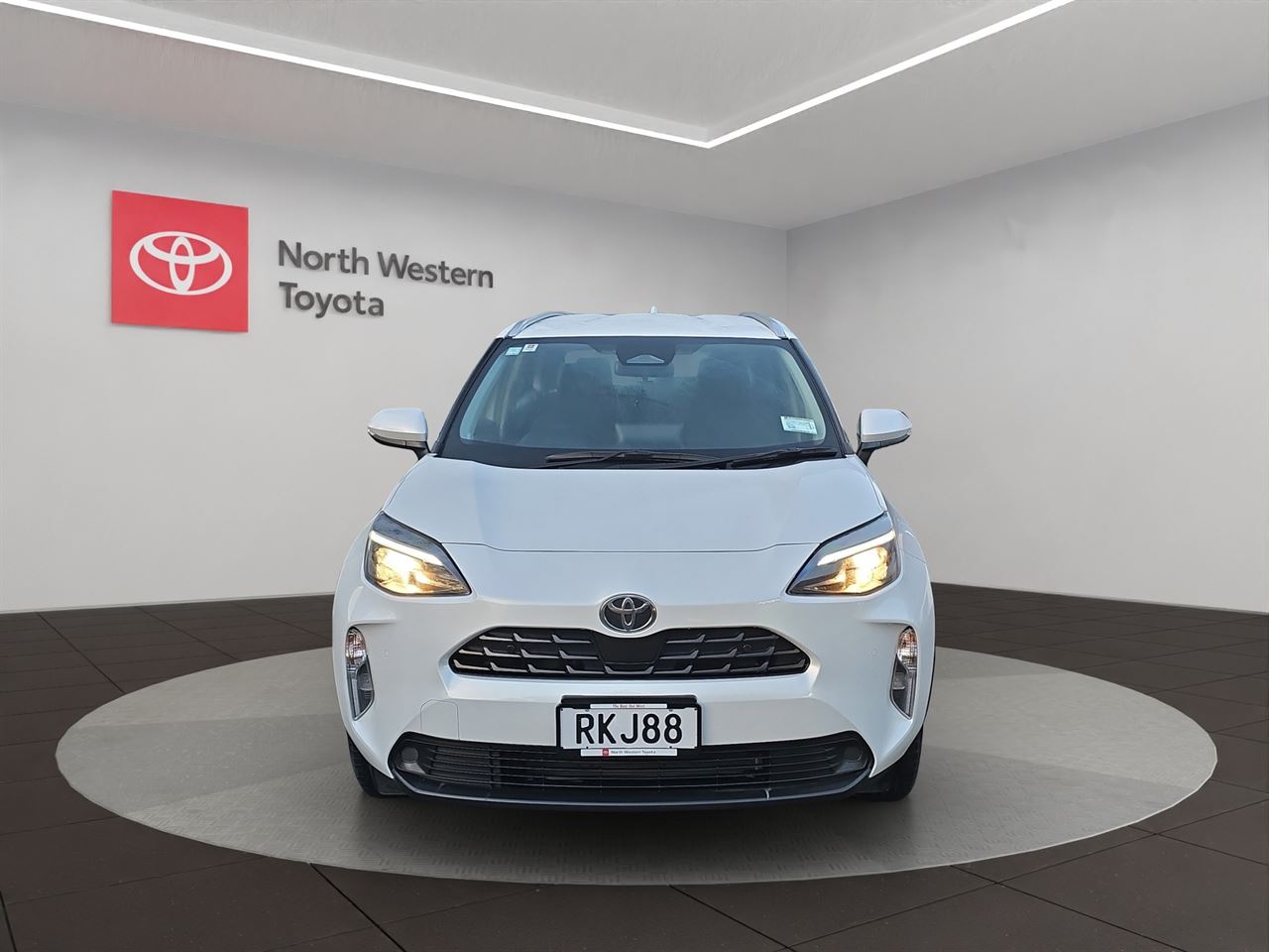 Vehicle image 2