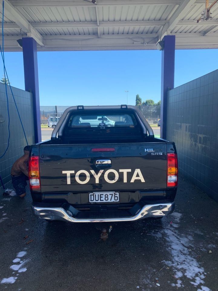 Vehicle image 4