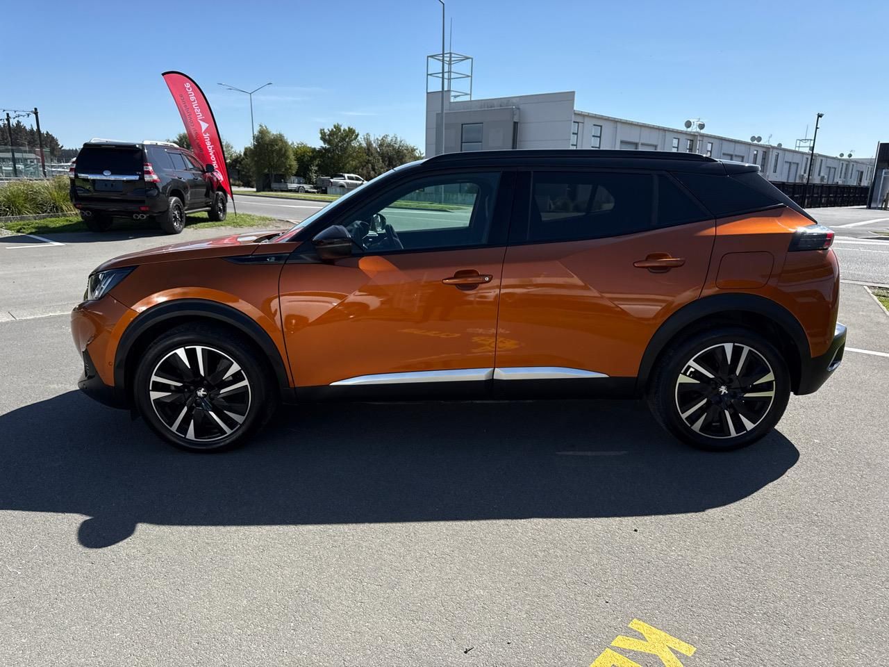 Vehicle image 5