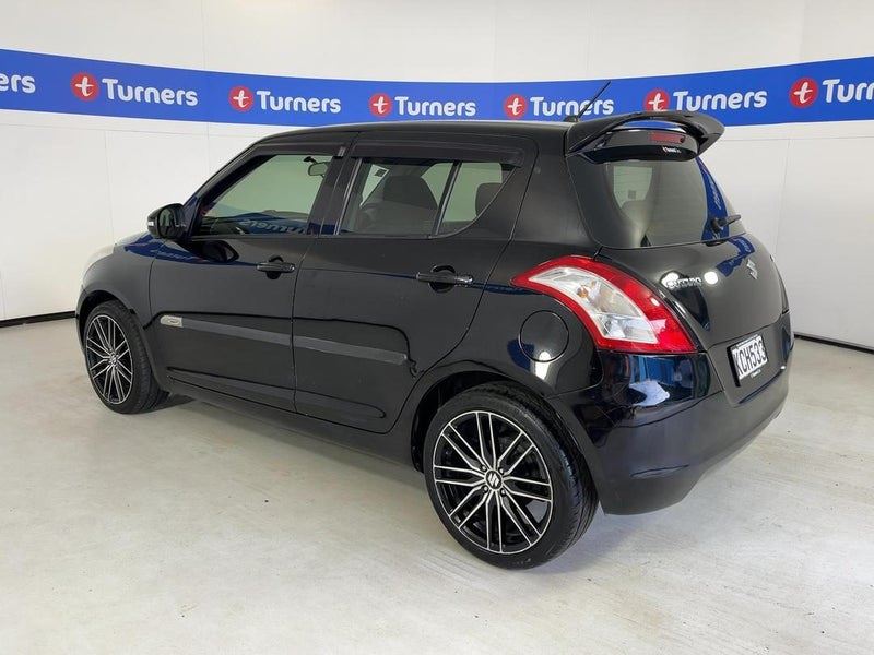 Vehicle image 5