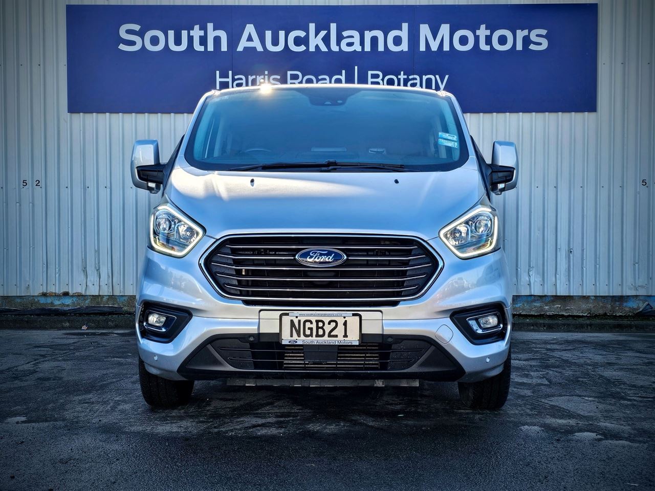 Vehicle image 3