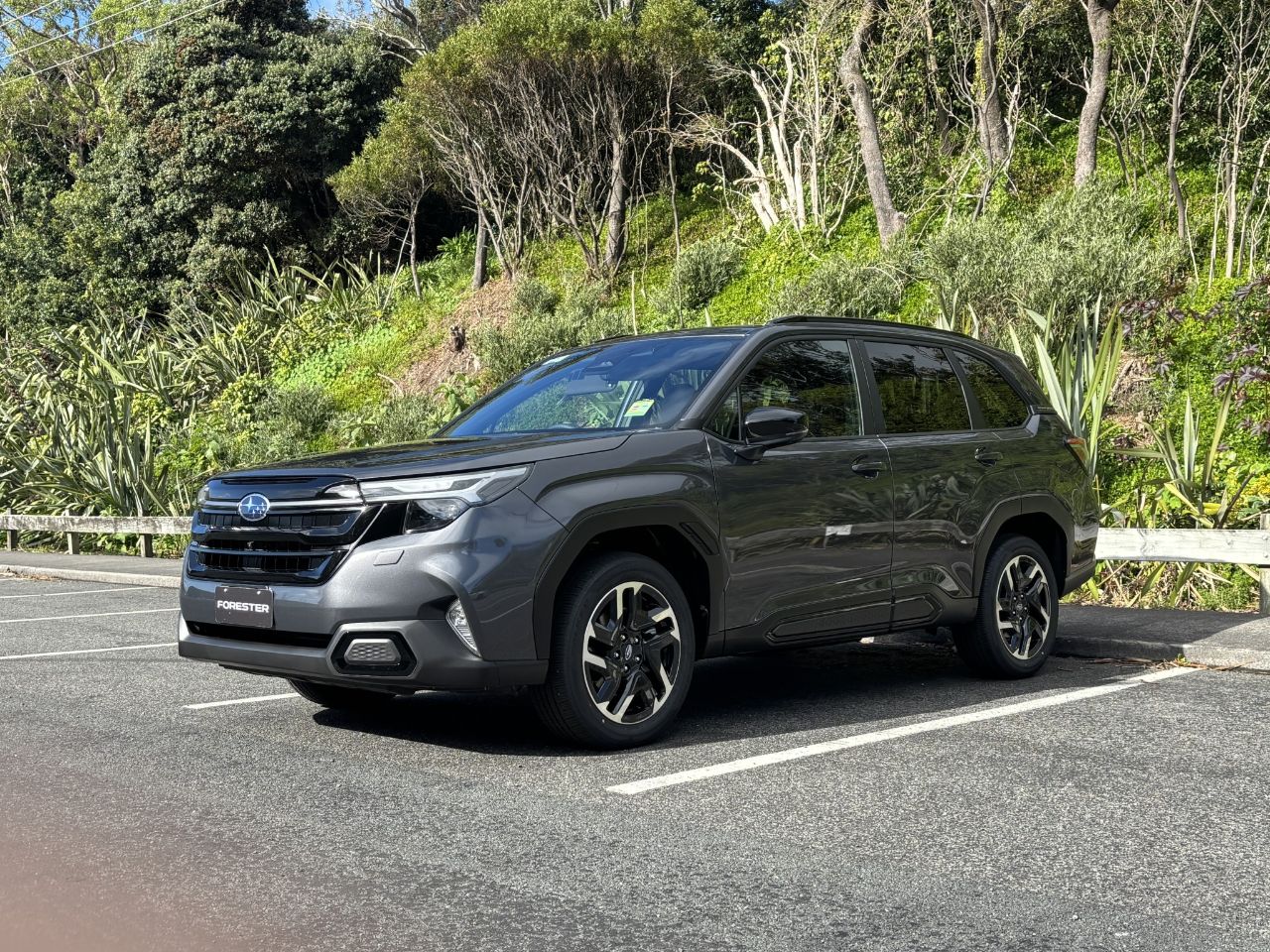 Vehicle image 3