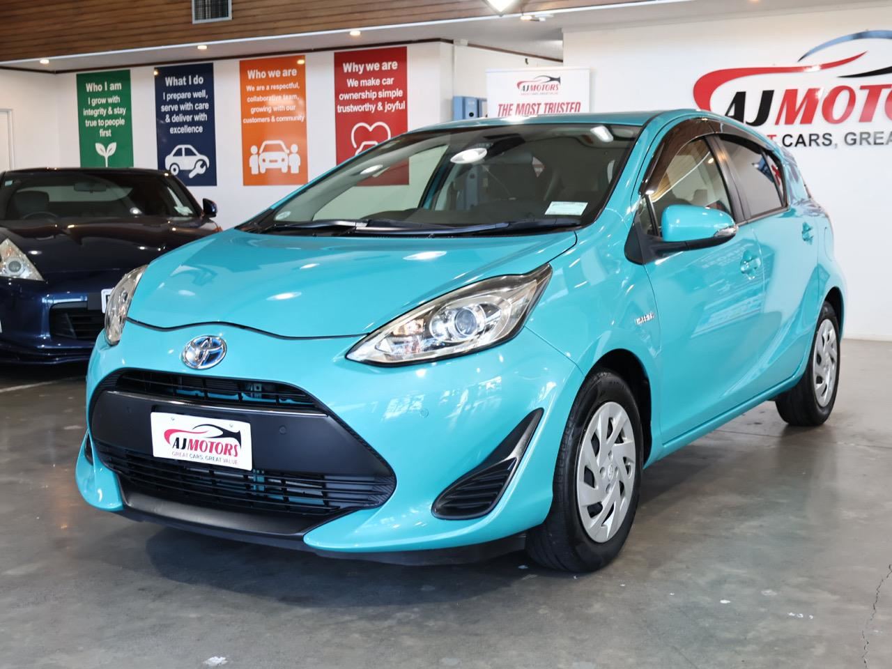 Vehicle image 3