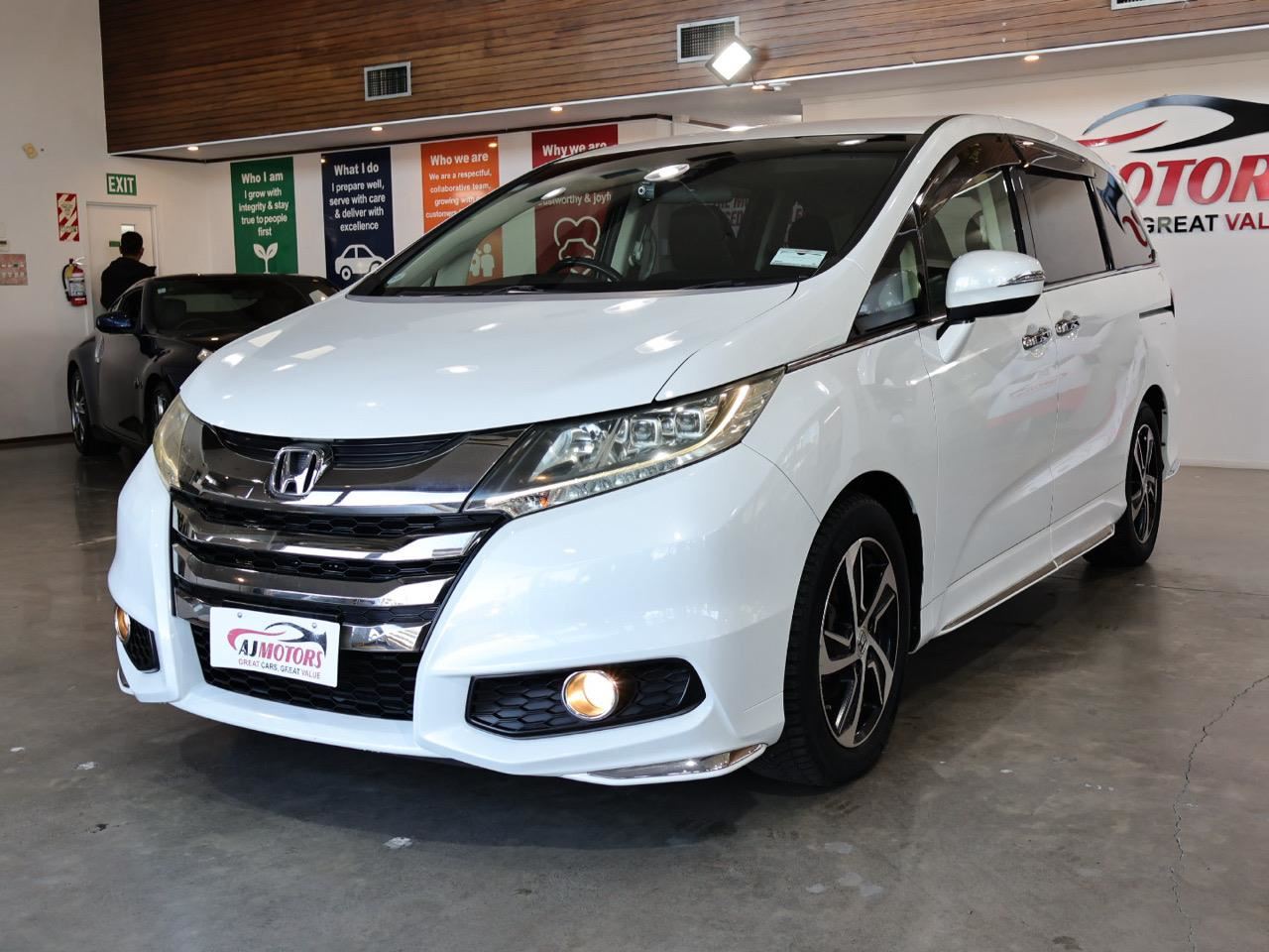 Vehicle image 3