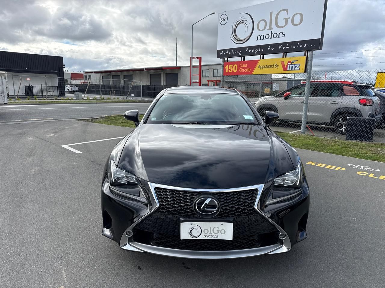 Vehicle image 3