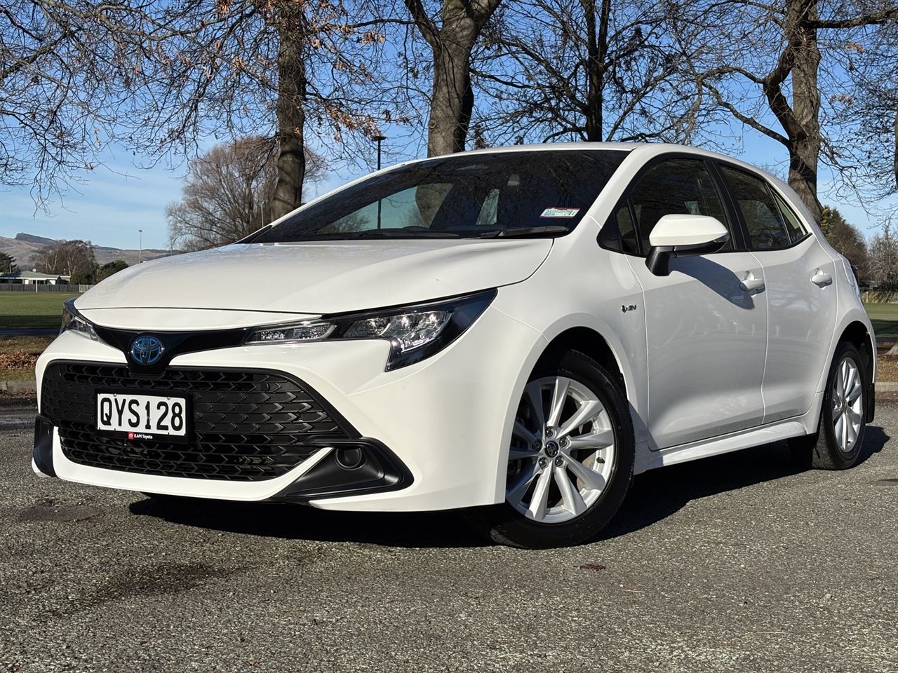 Vehicle image 3