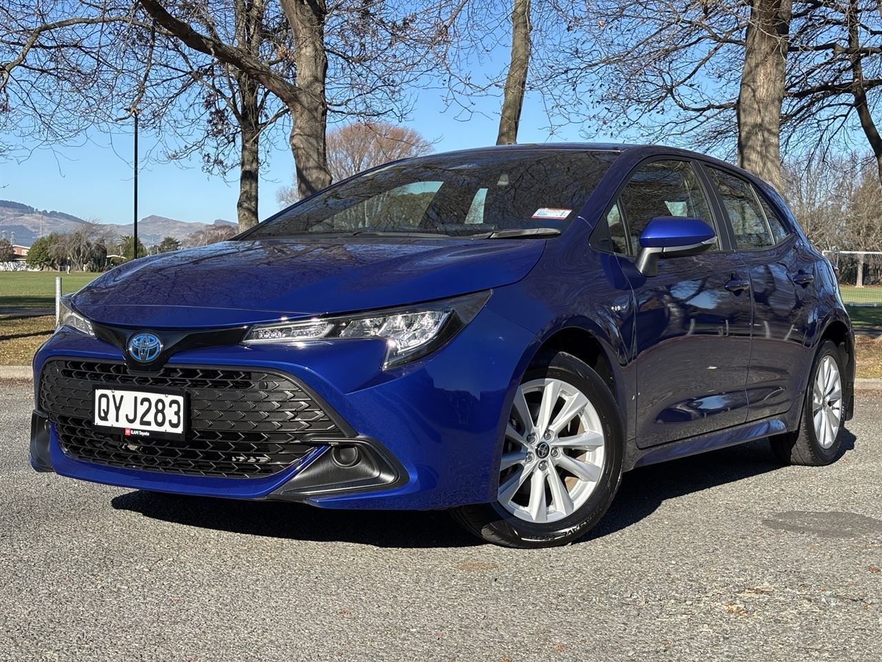 Vehicle image 3