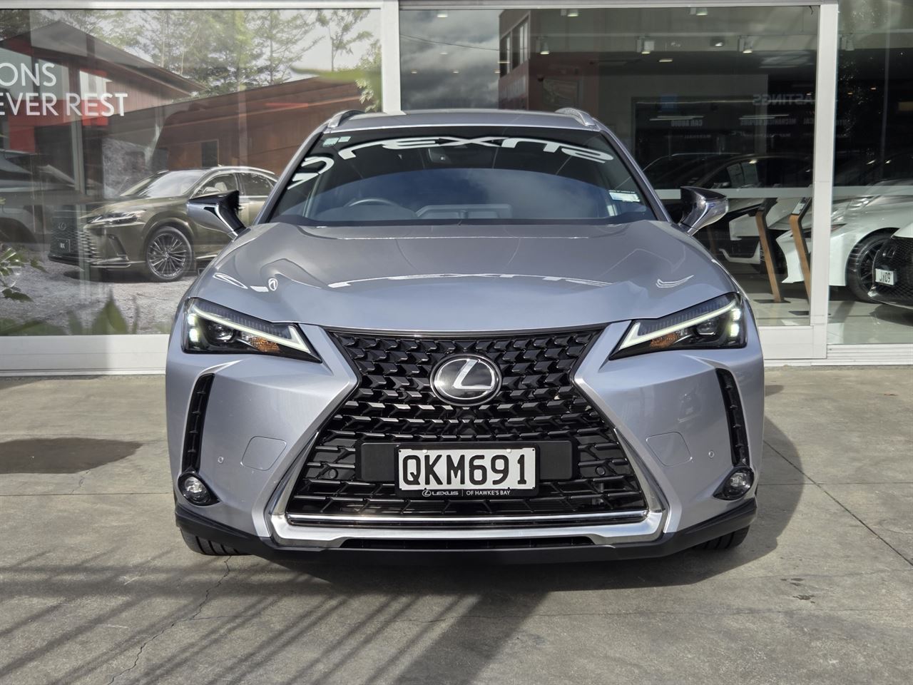 Vehicle image 2
