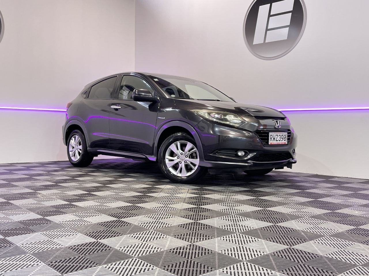 Vehicle image 1
