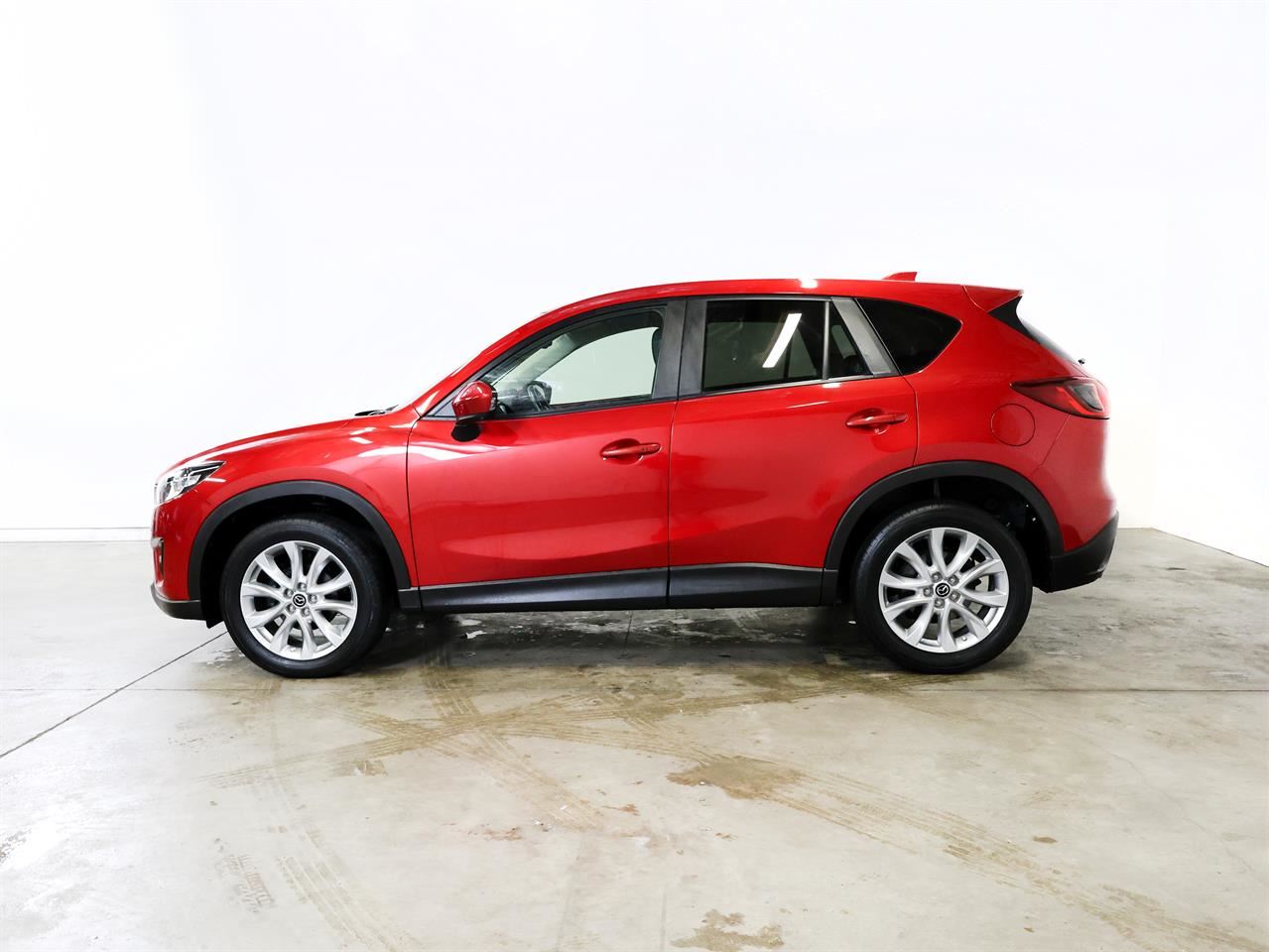 Vehicle image 5
