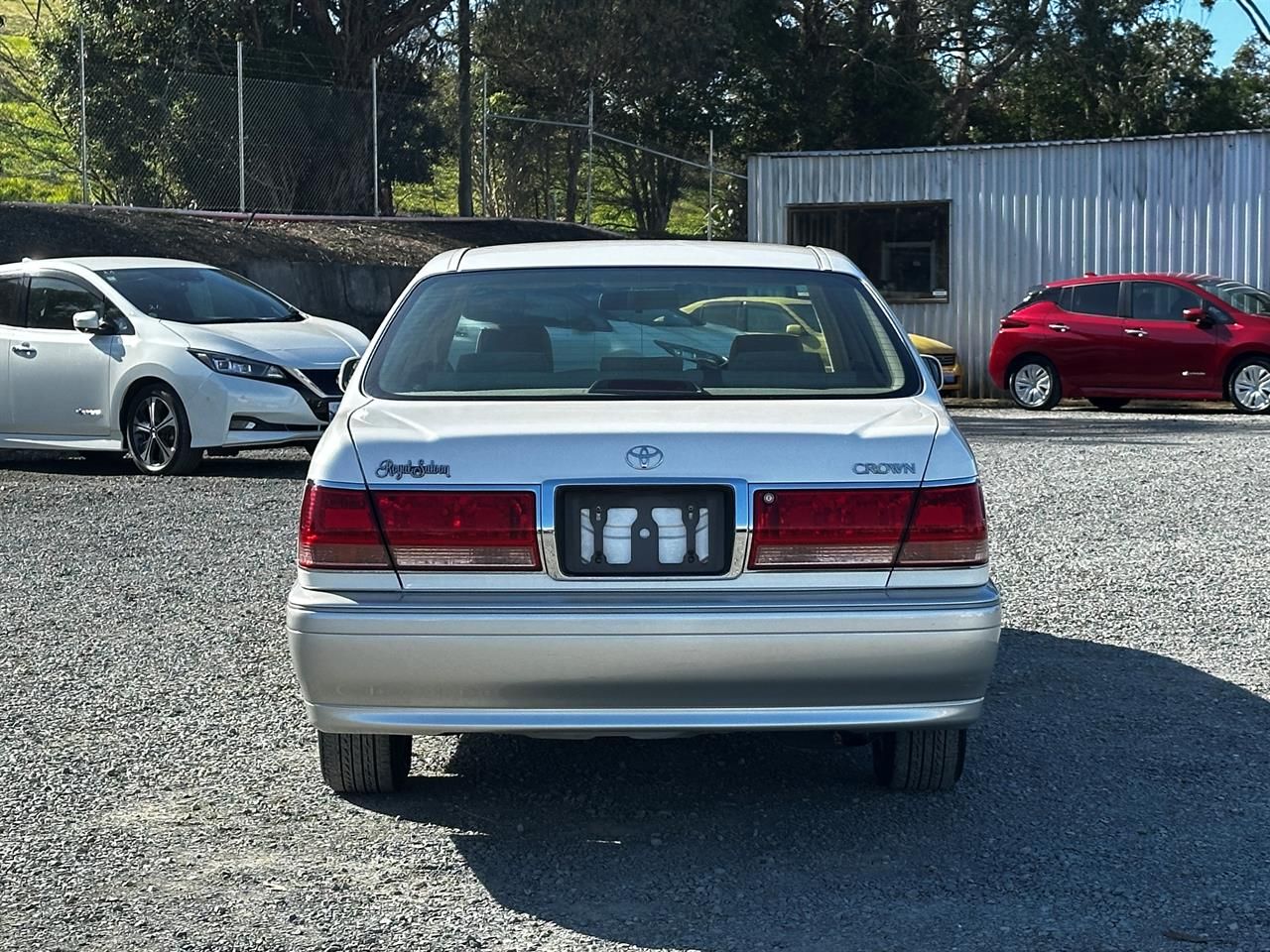 Vehicle image 5