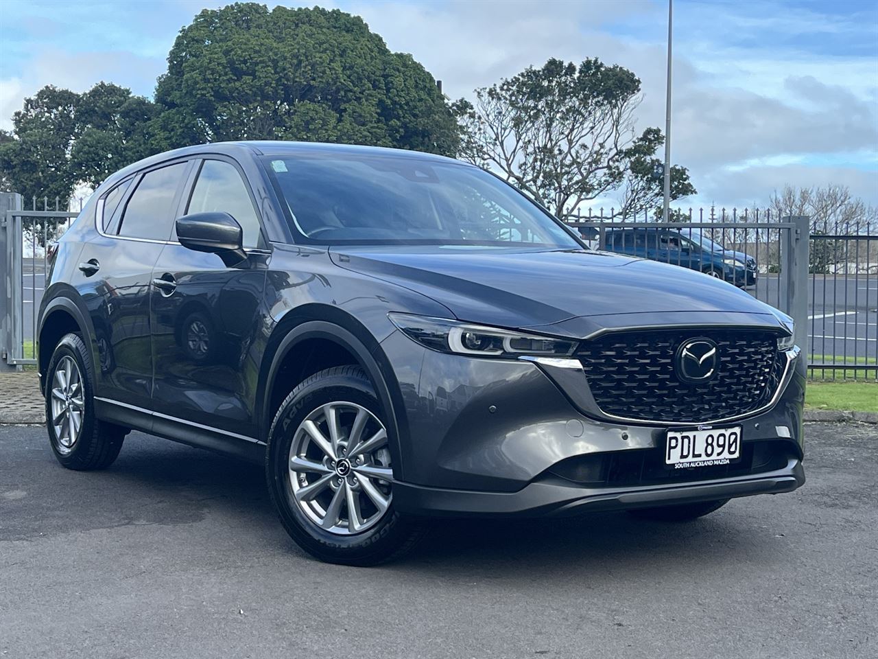 Vehicle image 3