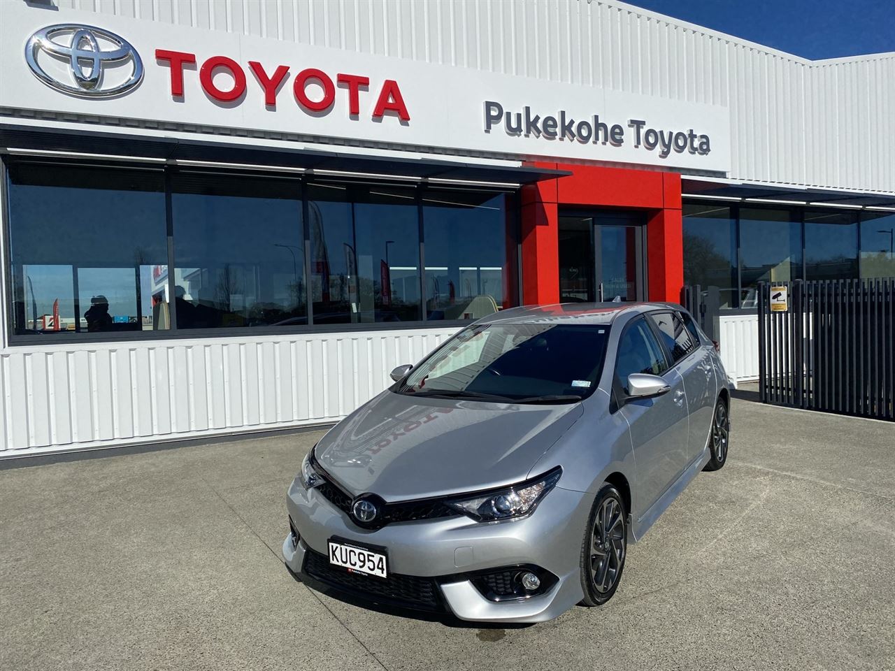 Vehicle image 1