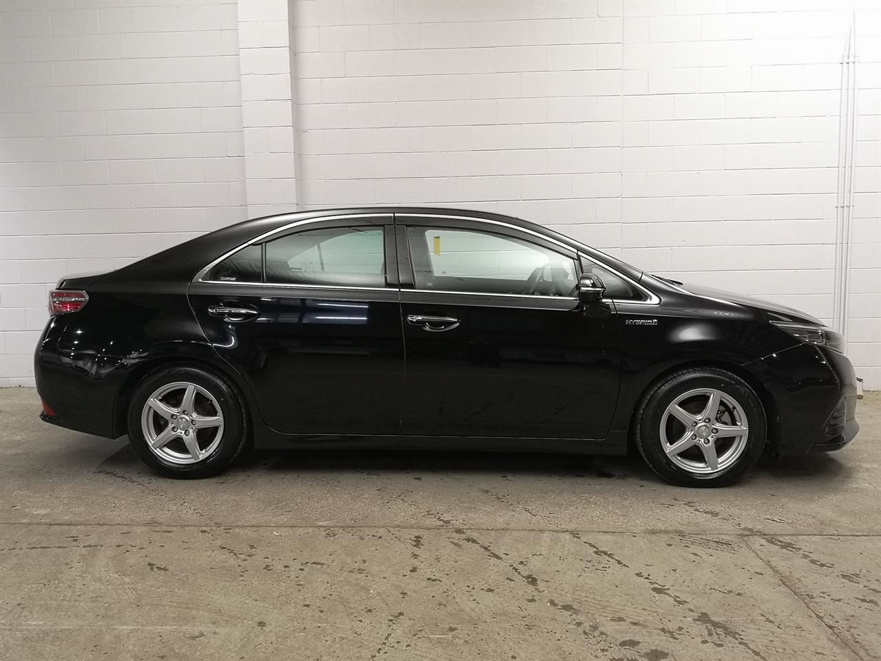 Vehicle image 3